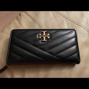 Tory Burch Kira Chevron Continental Wallet